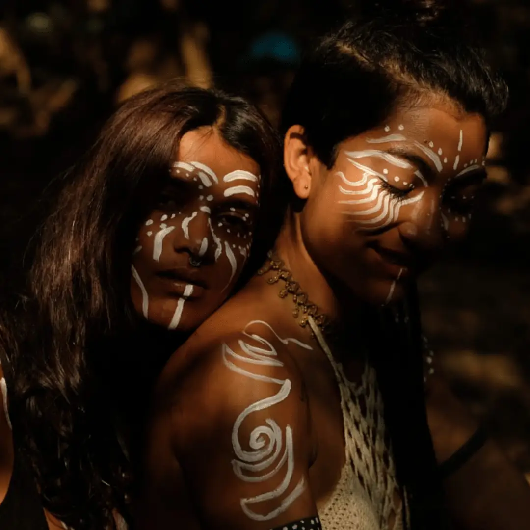 Maya - Movement & Sacred Body Paint Expert